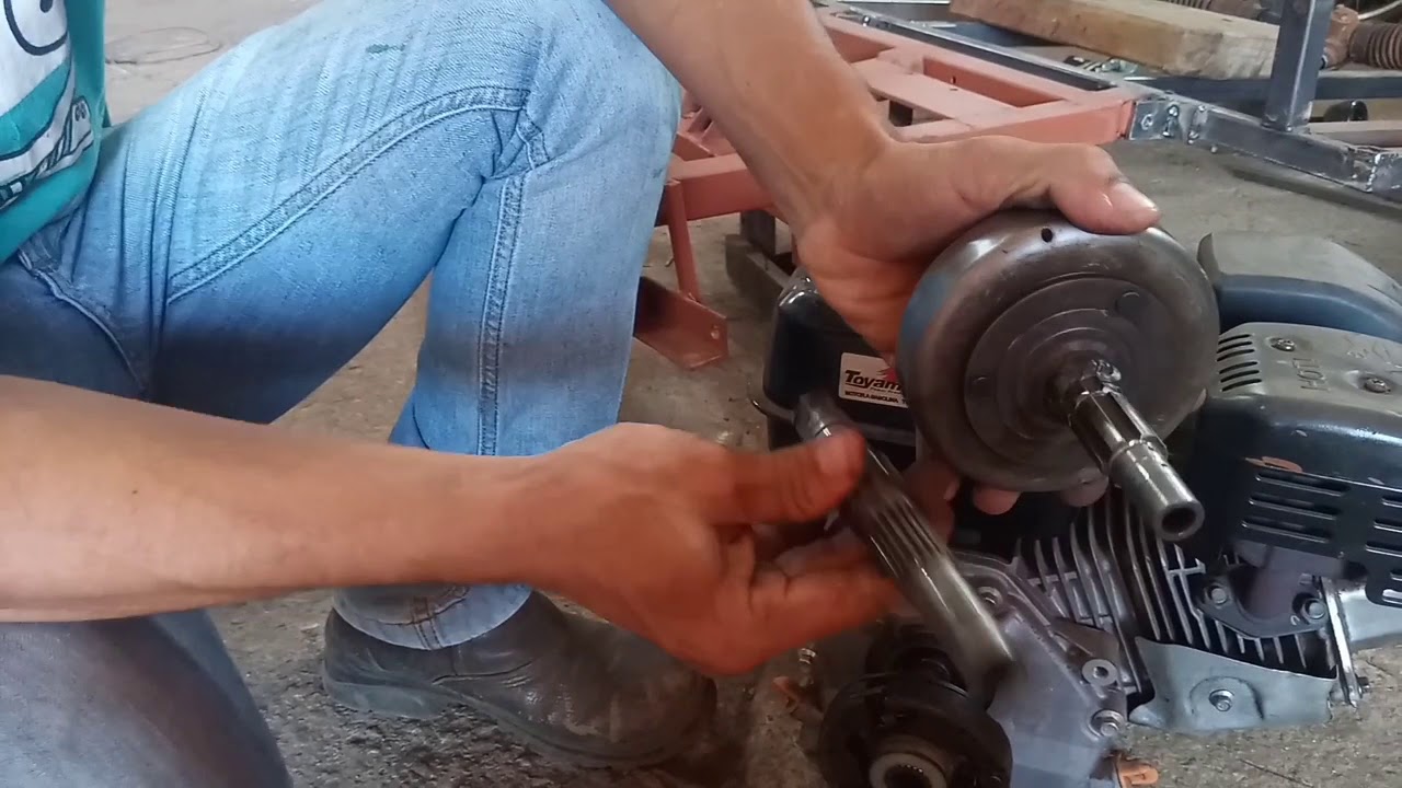 Adaptando uma embreagem de biz em um motor estacionario