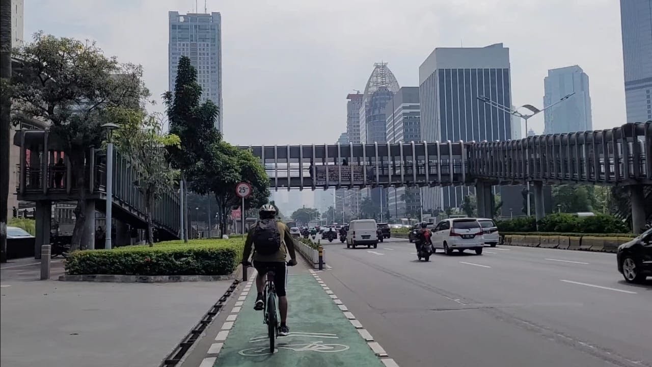 2 JAM LEBIH BIKE TO WORK BOGOR-JAKARTA, PP 92 KM, GAK TAKUT!! 🚴‍♂️💨 #biketowork #polygon #gowes