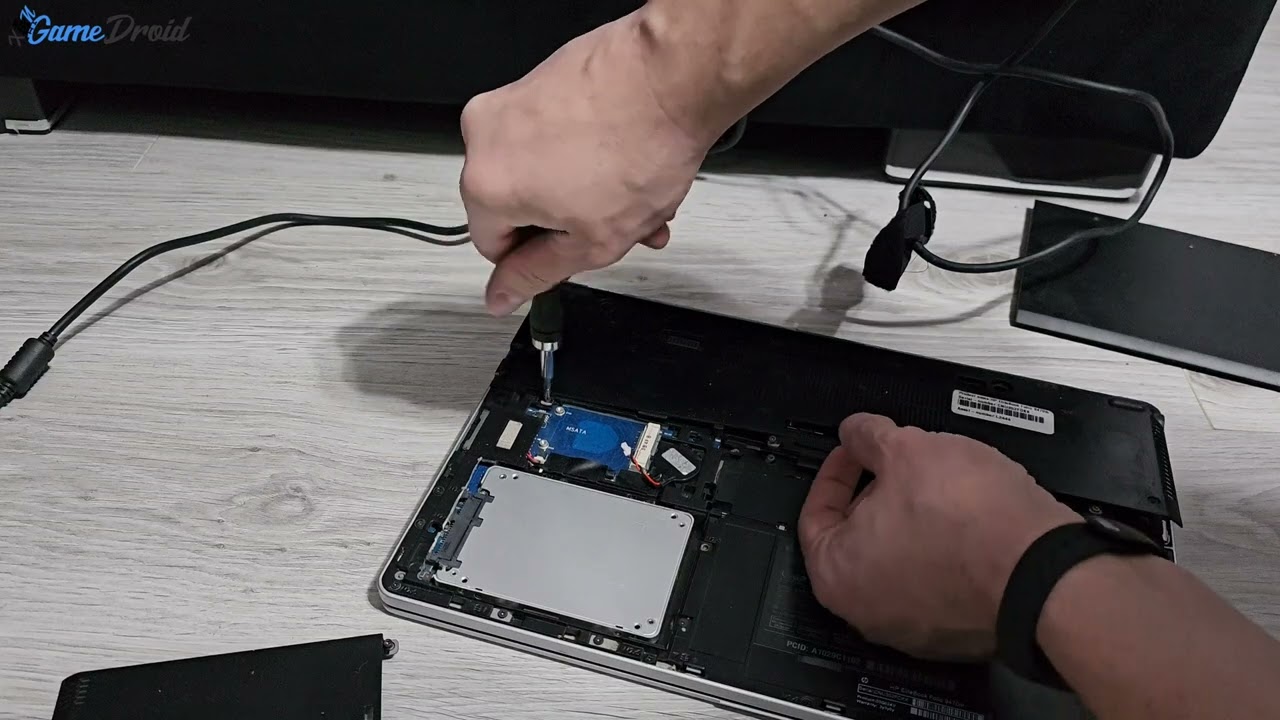 How to Upgrade RAM on HP Folio 9470m | Compatible with DDR3L