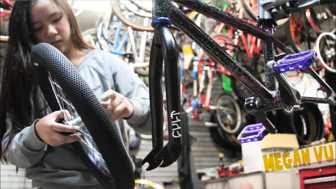 12 YR OLD GIRL BUILDS UP CUSTOM 18