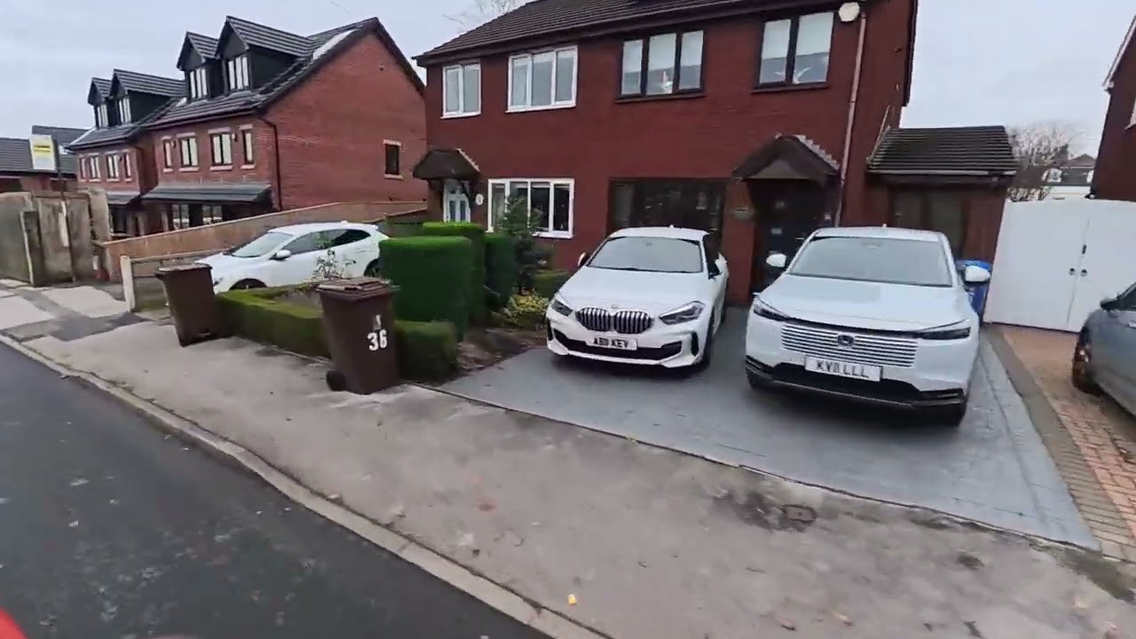 Insta360 x5 sticking out of the side window 