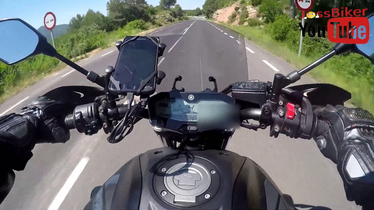 Ca la iaia, Yamaha MT 07