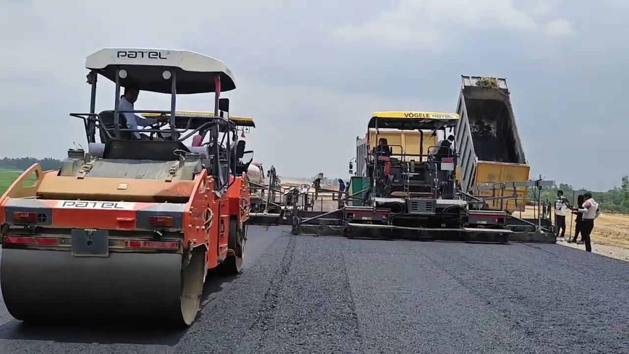 BC LAYING | Bituminous Concrete Laying | #laying #civil #vogele #construction #roadconstruction 