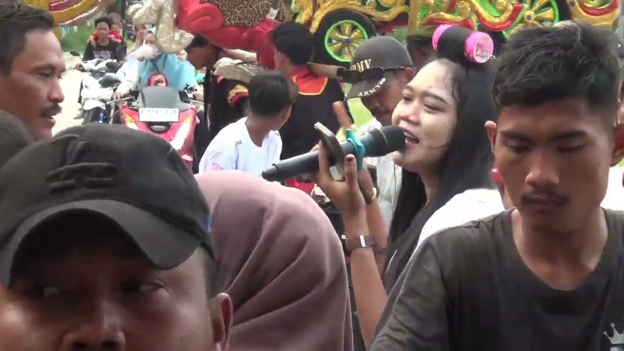 #MUTIARAMERAH CINTA LUAR BIASA