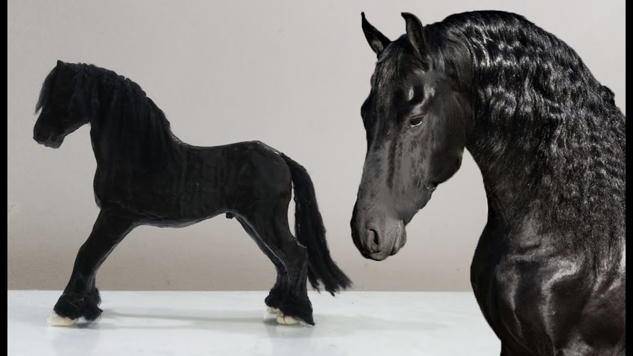 Como fazer um cavalo friesian de papelão