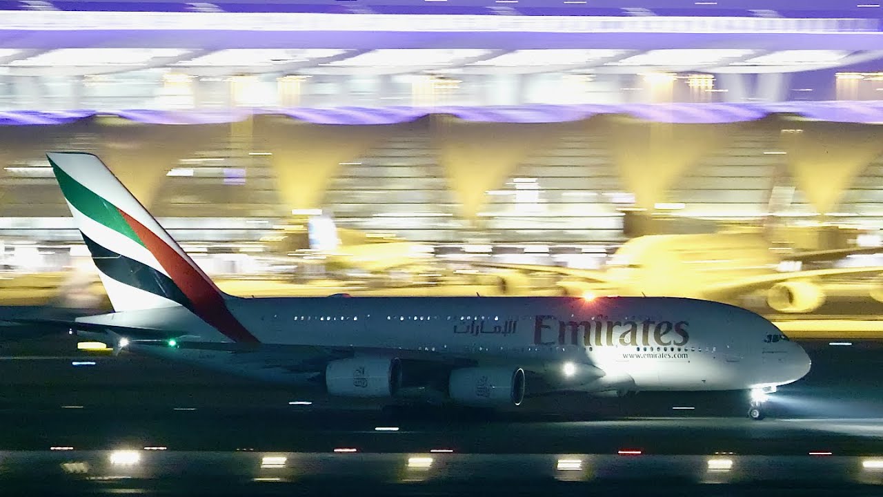 17 Takeoffs at Night / Bangkok Plane spotting A380, A350, B777 and more!