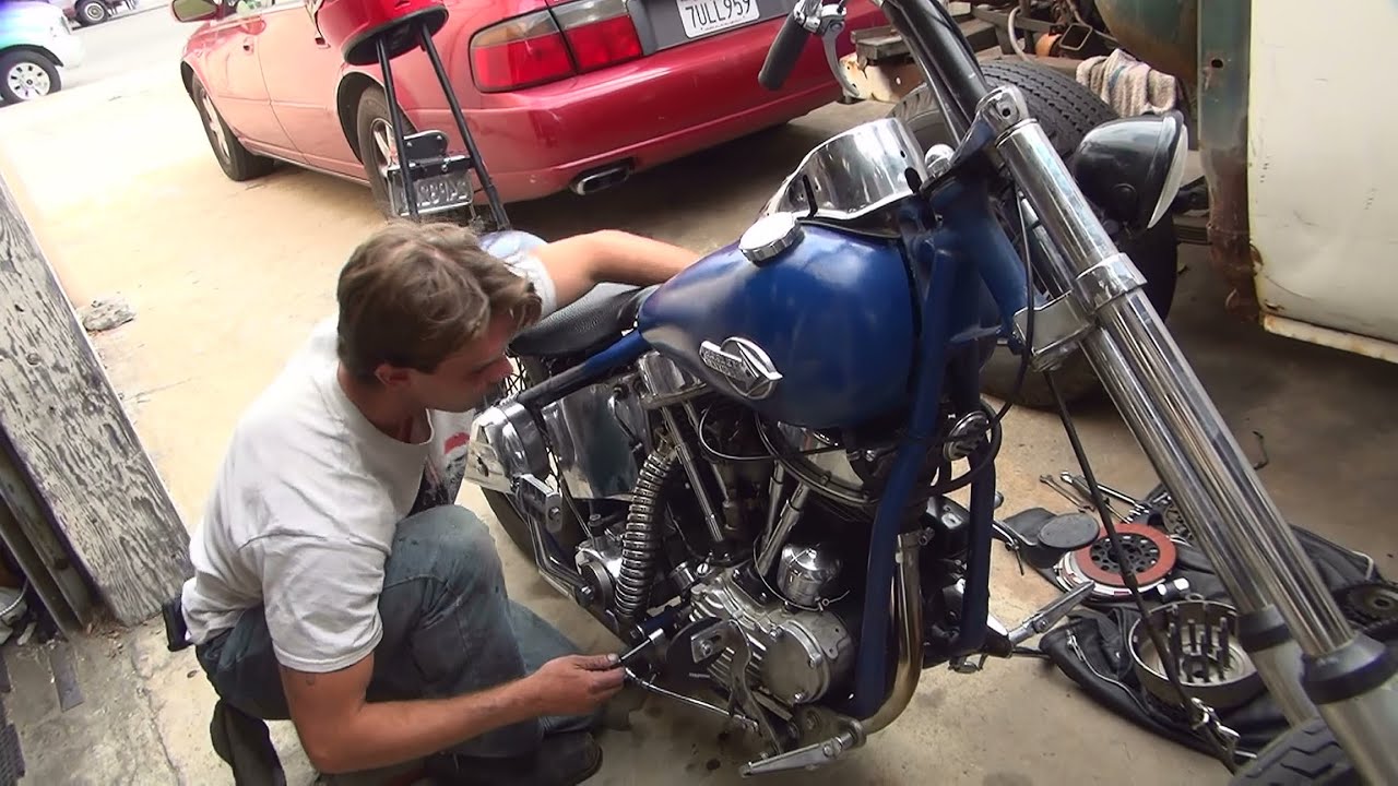 #158 1952 panhead rust bucket tuning kick start linkert carb repair FL harley bobber tatro machine