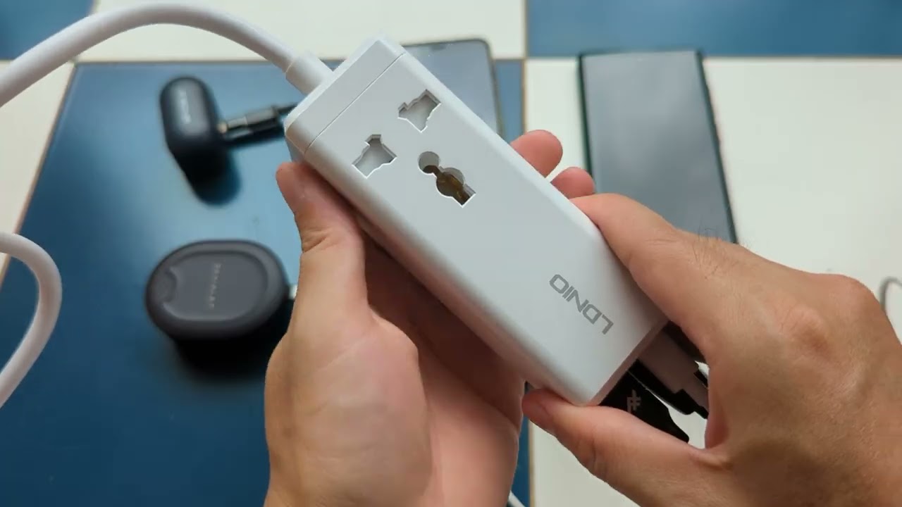 Unbox Ổ Điện LDNIO SC1418 - Sạc 