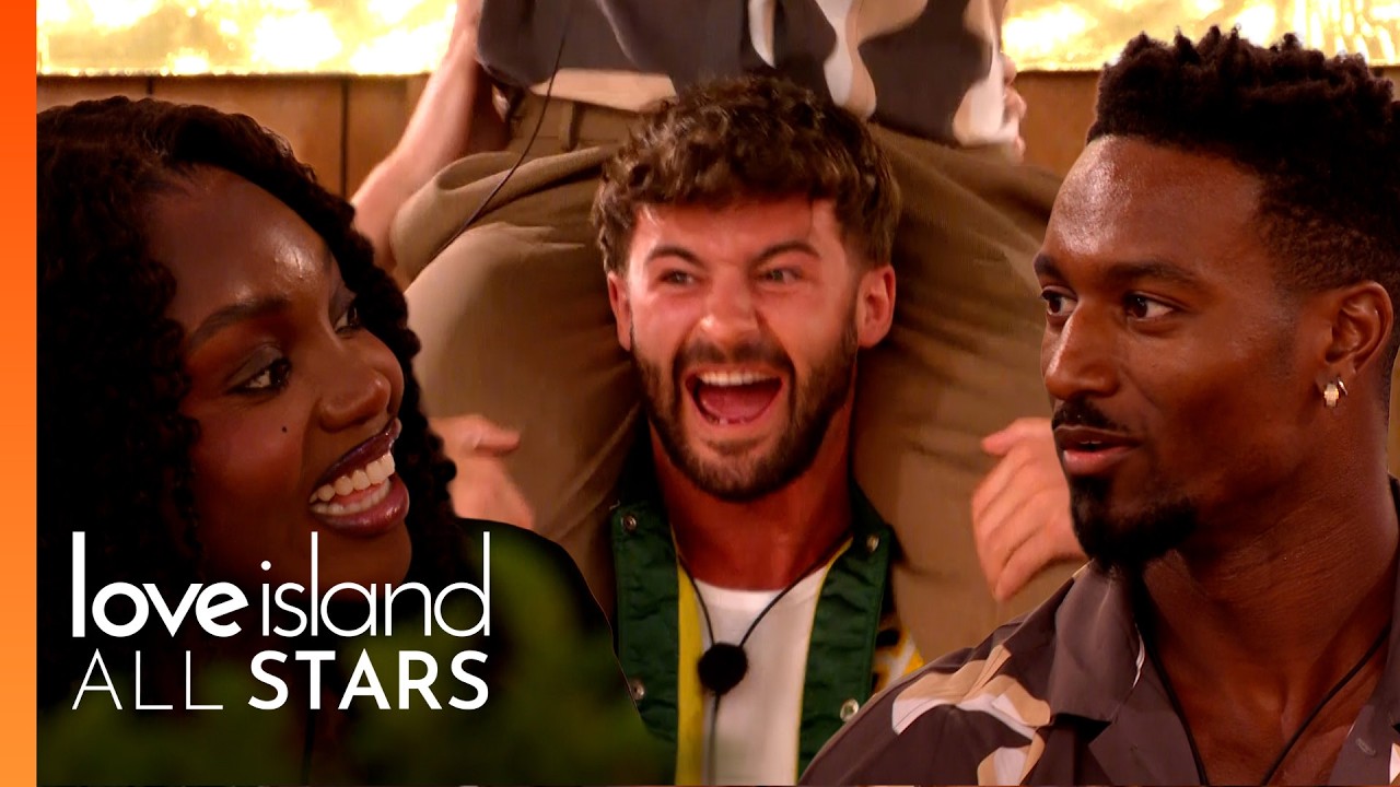Whitney and Yamen debrief their cute dinner date with the Villa 🥰 | Love Island All Stars 2026