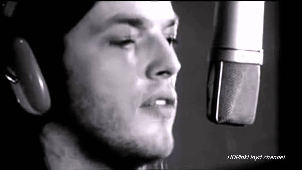 Pink Floyd - "Echoes in Studio"
