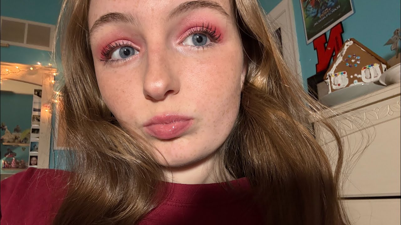 ASMR tapping on makeup products 