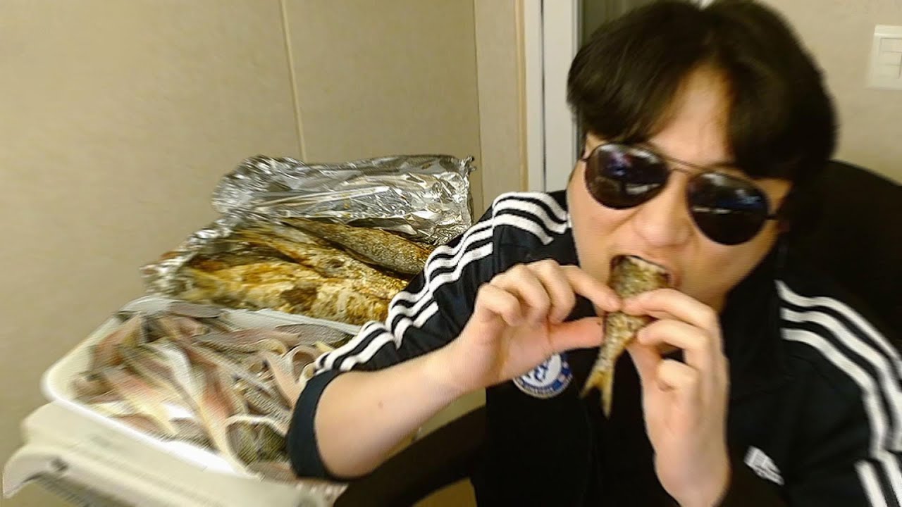 가을 전어에 중독된 사람