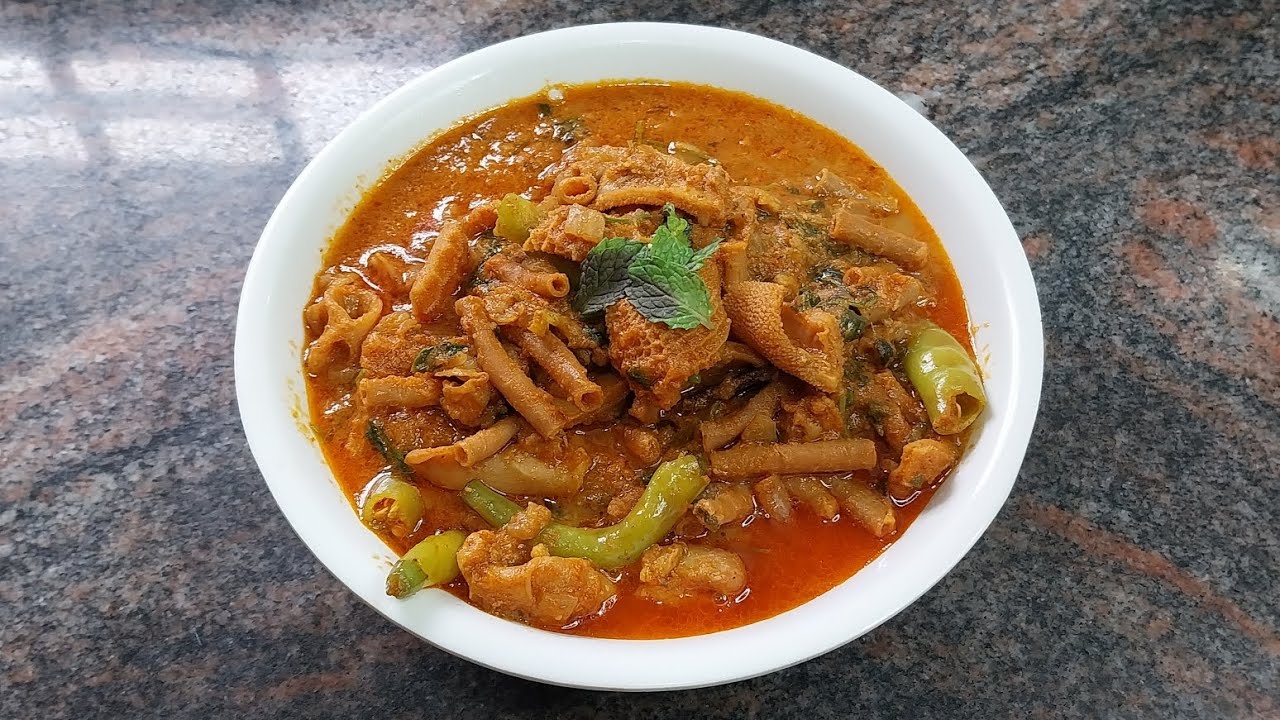 Hyderabadi Boti ka Salan || बोटी का सालन || Boti Recipe By Farhana Cooking 