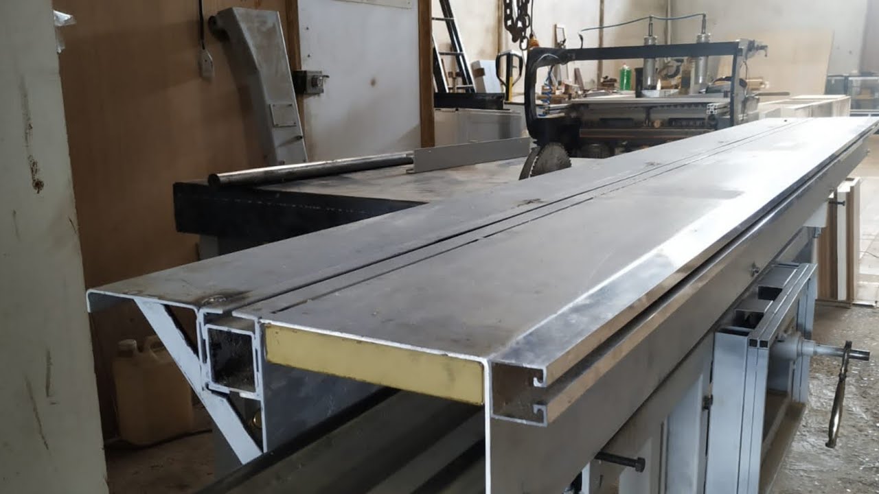MESA MÓVEL,  AUSTE  FINAL. Mobile table .machines