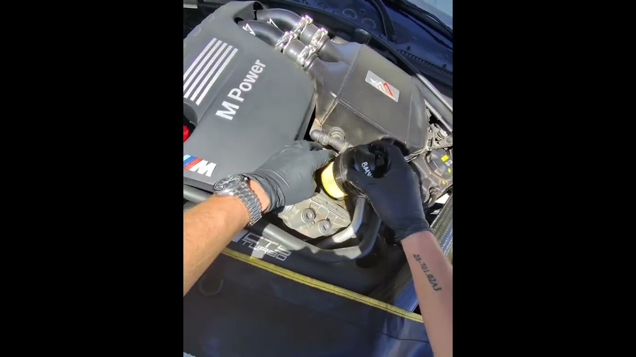 13 Mobile oil change on this 3 pedal F82 M4 created by trepautocare with trepautocare&rsquo;s original sou