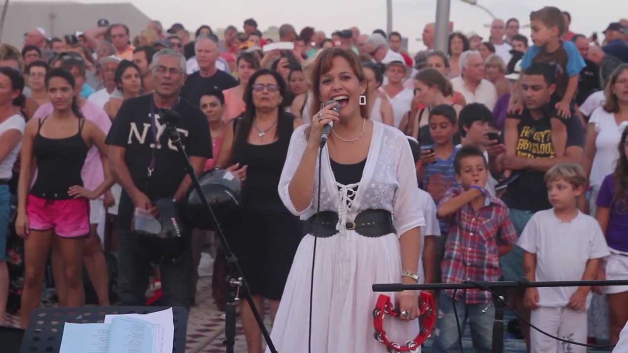 קבלת שבת בנמל תל אביב 2013, בית תפילה ישראלי
