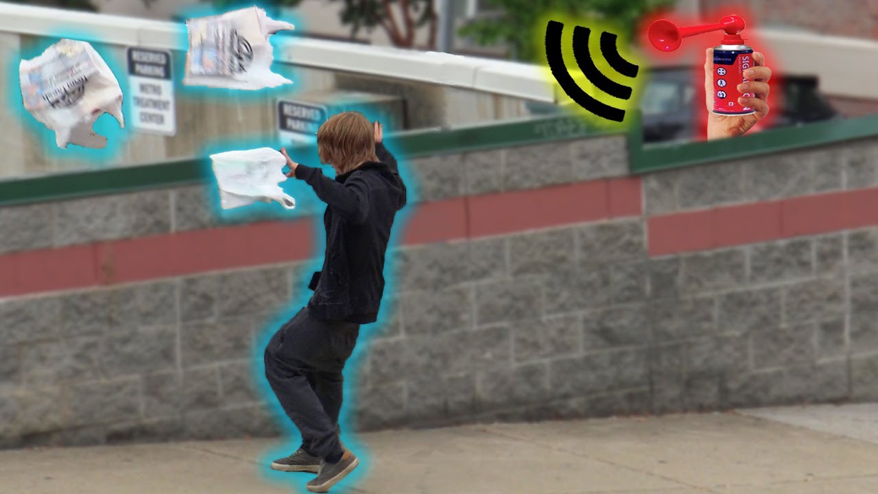 Air Horn Prank!!