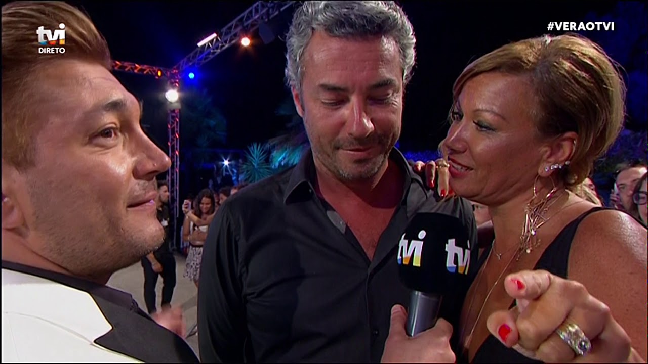 Marta Aragão pinto e Filipe Terruta cantam os parabéns em directo na festa de verão TVI à Mónic