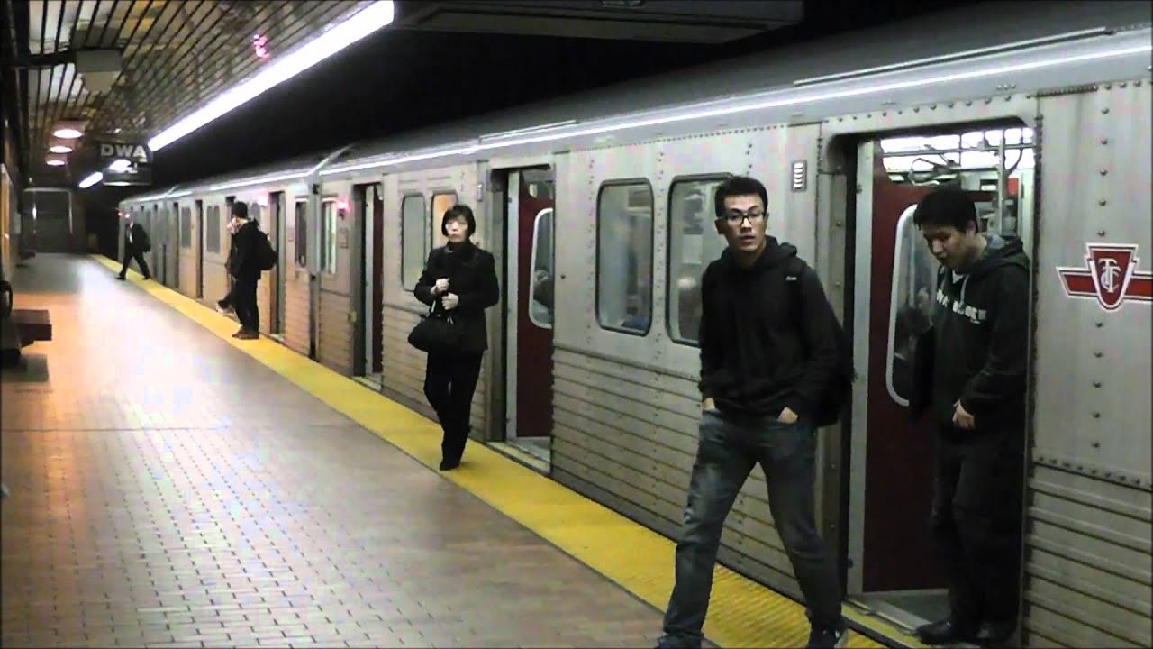 Toronto TTC Streetcars and Subways, Various Lines, on 15.03.12