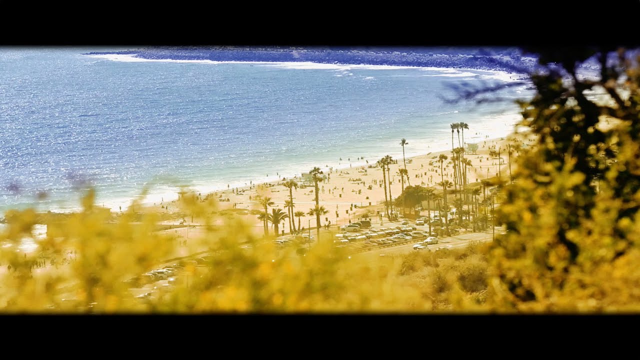 Blank & Jones feat. Jan Loechel - Beautiful Life (Official Video)