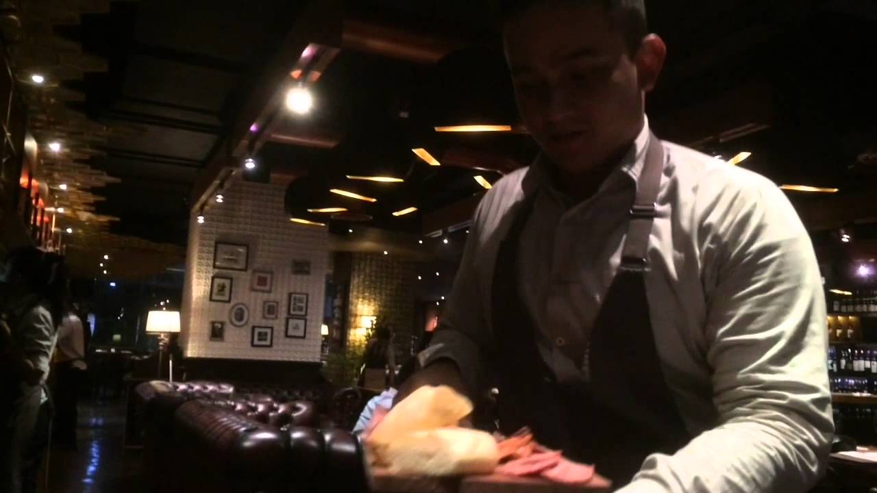 Exploring JKT Malls; Indonesian Wedding Experience | 2014 Nov Wk 2 | Vlog #150