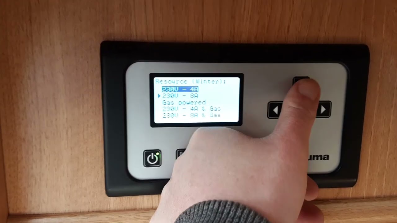 2012 Coachman VIP 520/4