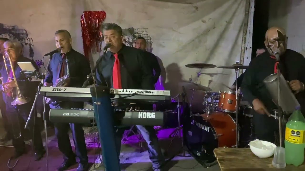 Los DeMVer BONITA Y MENTIROSA