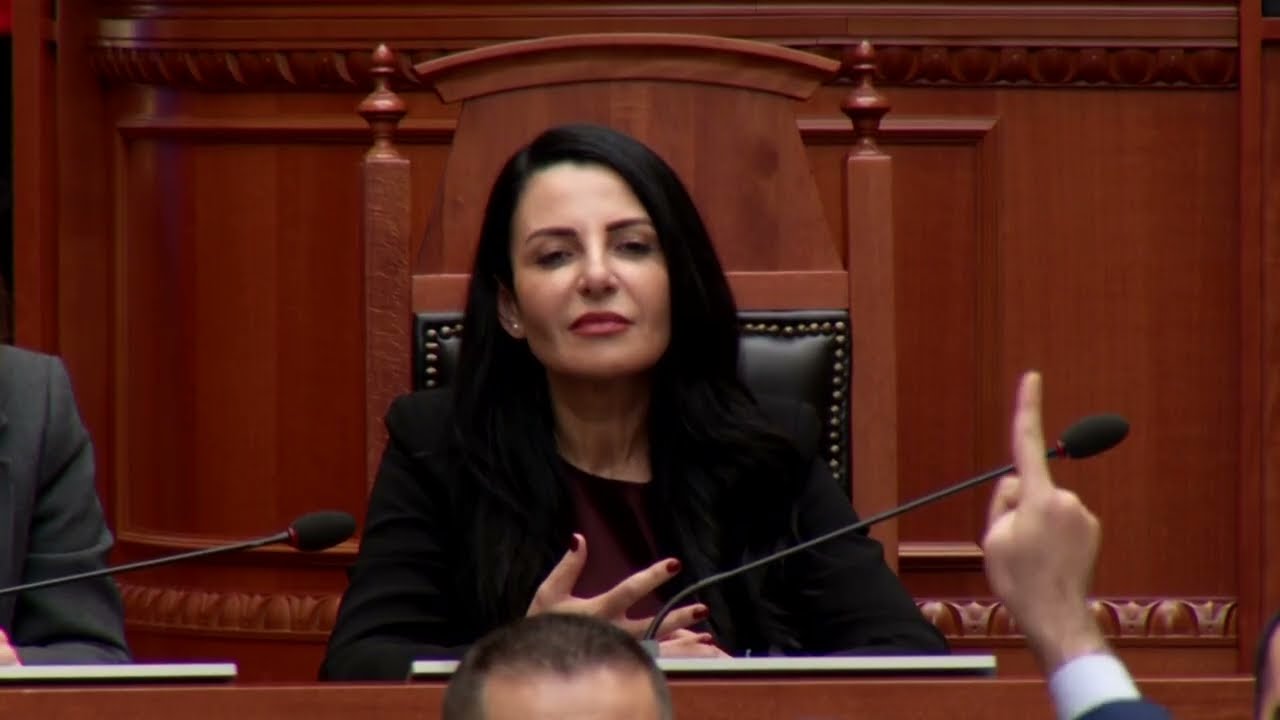 Opozita kërkon heqjen e imunitetit të Ballukut/ Berisha: Prania e ‘Lubisë’ në parlament provokacion