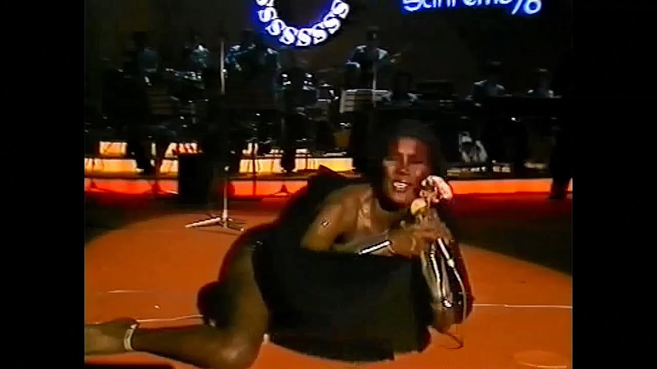 Grace Jones - La vie en Rose (1977) - Festival di Sanremo 1978 serata finale - stereo