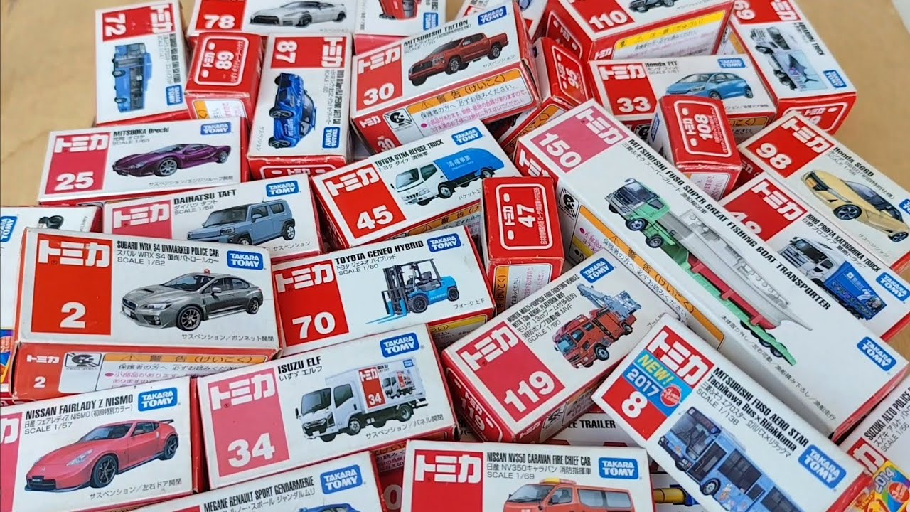 トミカミニカーが箱に盛り沢山！収納するよ☆ (トミカのベストコレクションを動画でまとめました!,-