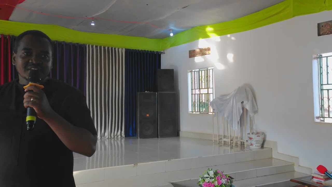 MIn. Nduwayo Noah ministering 