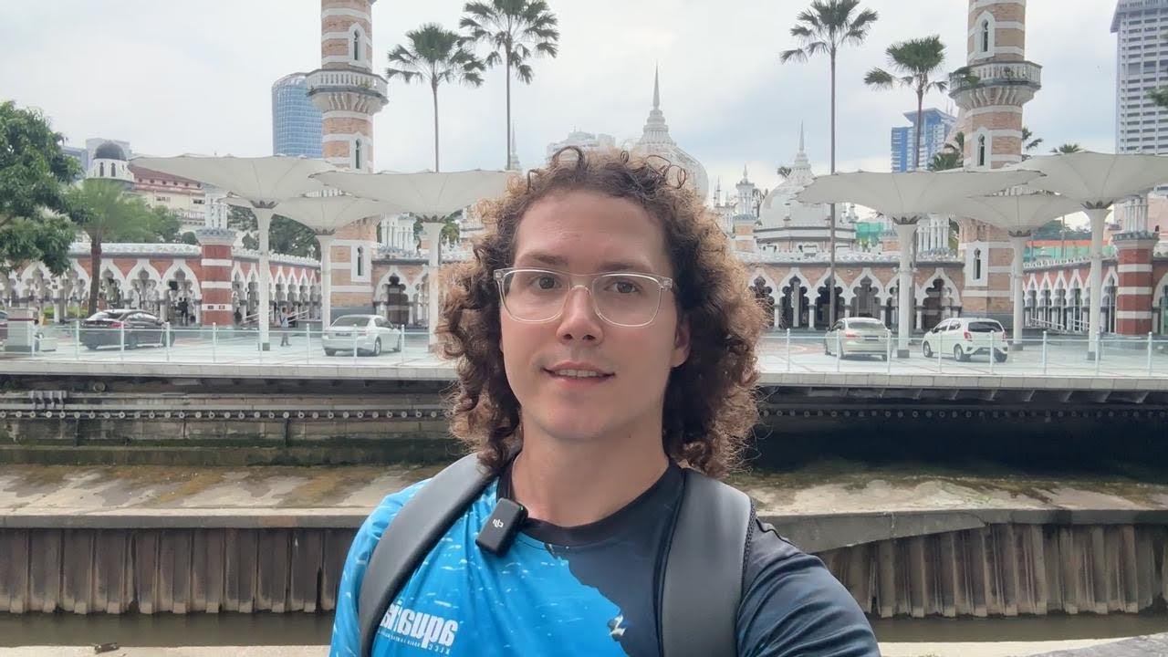 I Didn’t Expect THIS in Malaysia 🇲🇾 | Solo Travel at Merdeka Square & River of Life (Kuala Lumpur)
