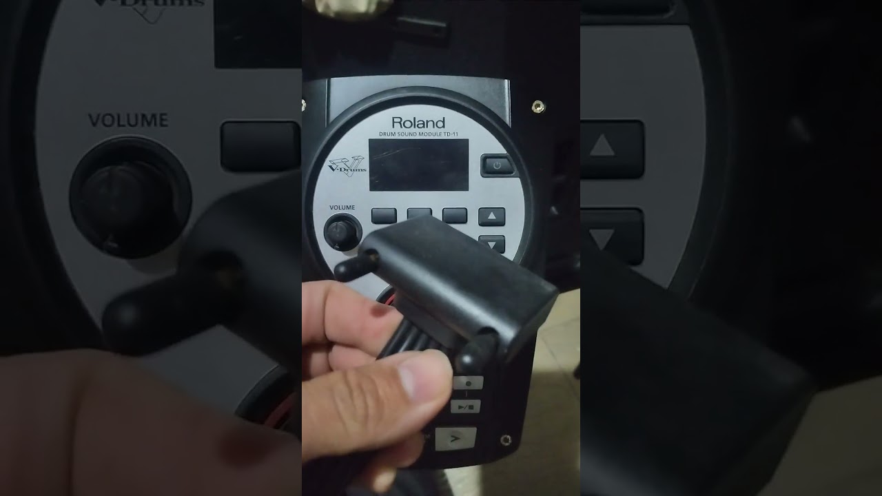 Bateria eletrônica Roland TD 11 KV alguns pads não funcionam? Resolvido em casa. Assistam.