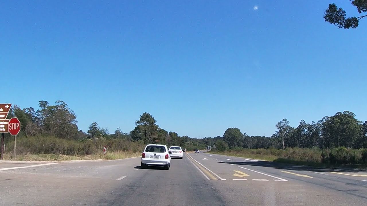 PLETTENBERG DRIVING TO KNYSNA CBD - WESTERN CAPE.