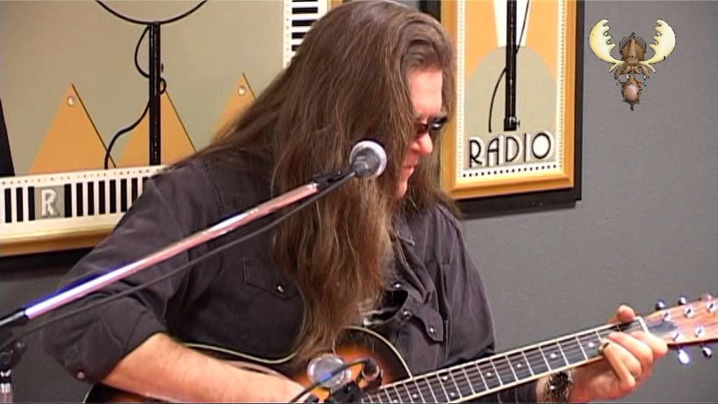 Michael Katon - Goin' to brownsville -  Acoustic Live on bluesmoose radio