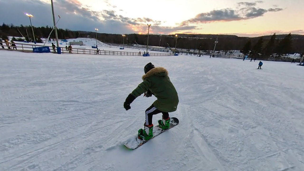 Jerry's first time snowboarding at Glen Eden