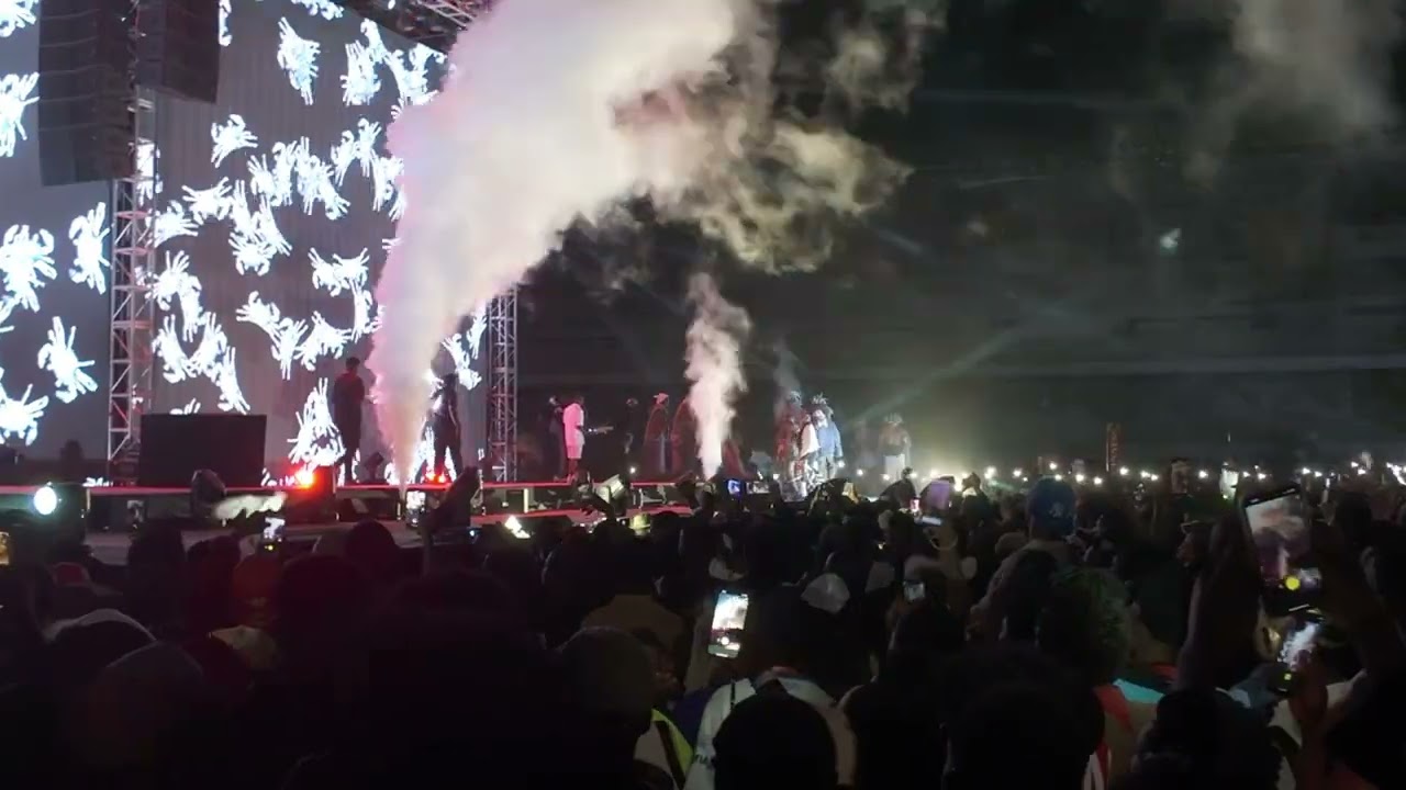 I WENT TO SEYI VIBEZ LIVE IN CONCERT LAGOS PART 2 