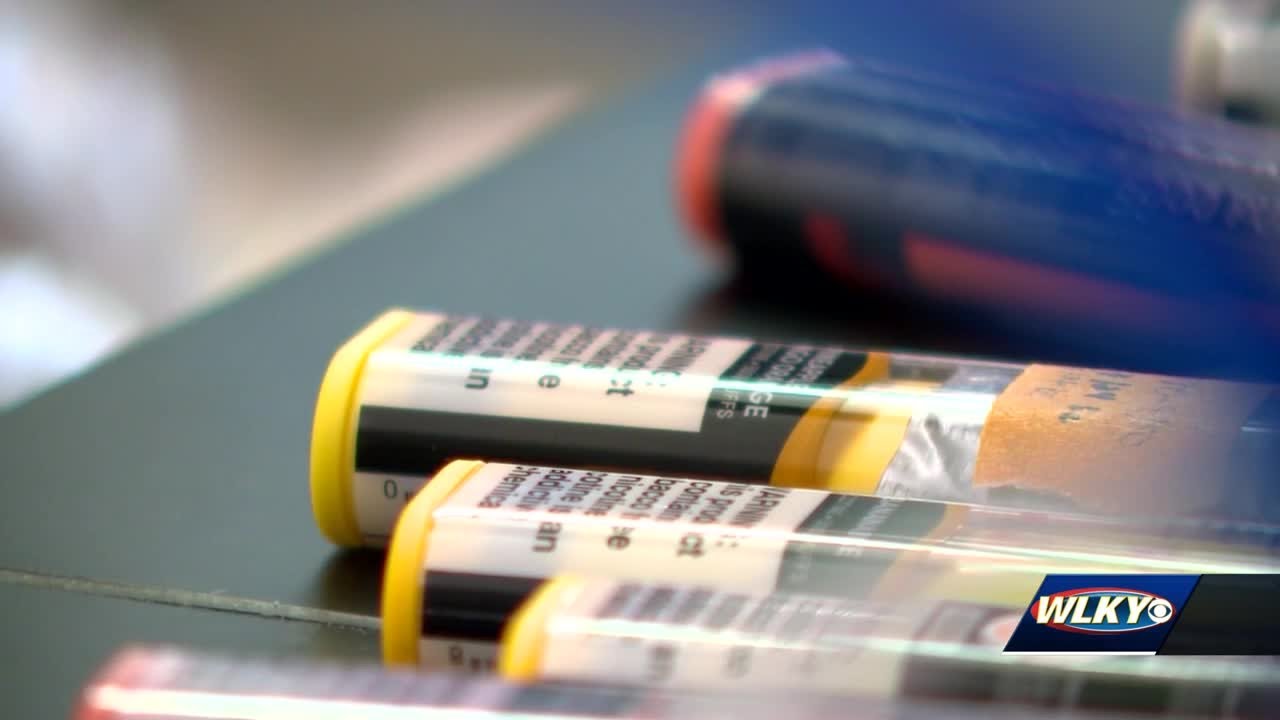 WLKY Investigates: What's in vape juice, and how harmful is it?