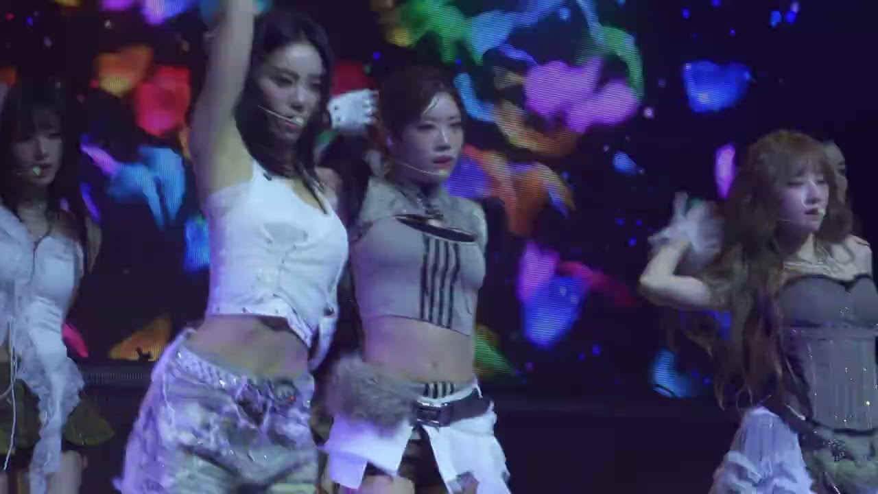 ARTMS (아르테미스) - Butterfly Effect | 4K FANCAM (직캠) | GRAND CLUB ICARUS TOUR LONDON | 13/01/2026