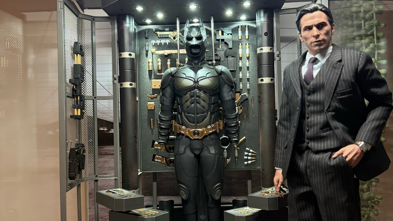 NEW 1/6 HOT TOYS (Batman, Joker, T800 & T1000)