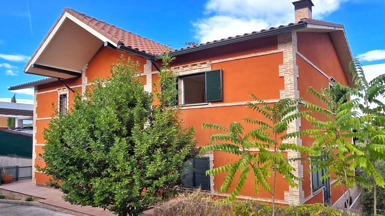 CHALET EN VENTA EN TORRELODONES, MADRID.