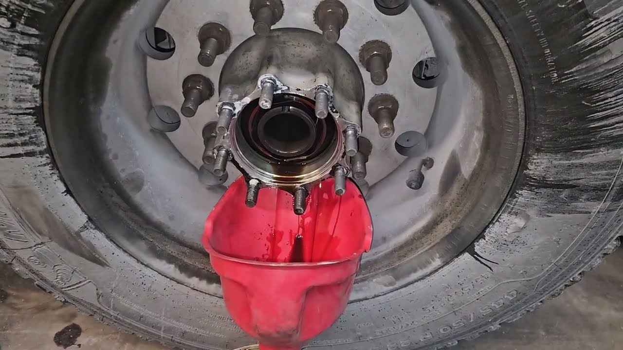 The spare parts Kenworth T680 needed some repairs after a successful week back hauling freight