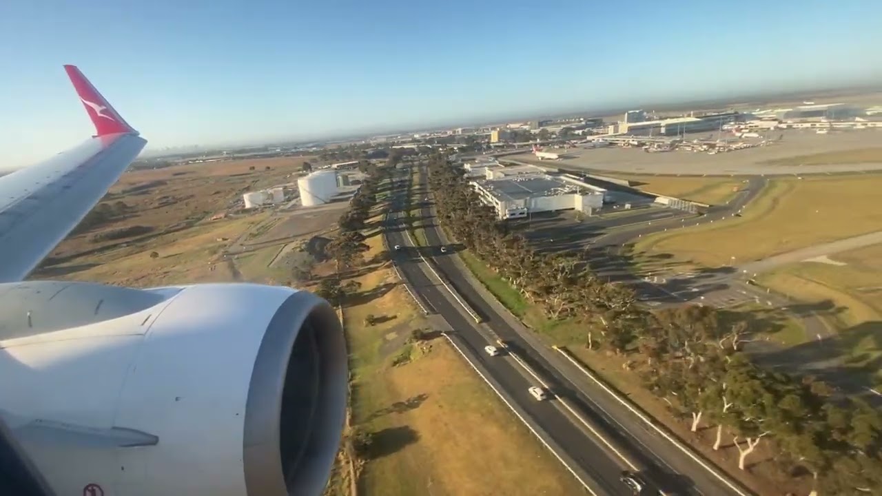 Butter or Bounce? | Window Seat Landing | You Be the Judge! #aviation #planespotting