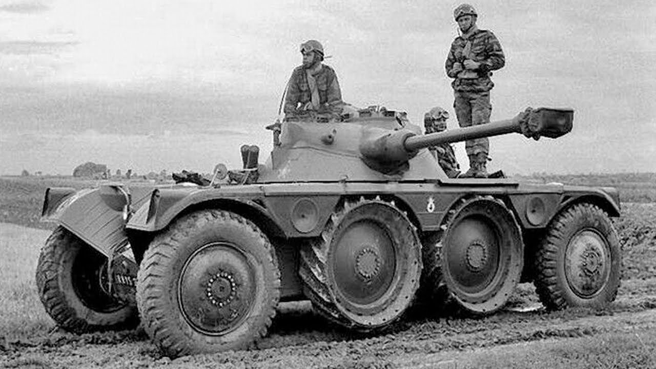 French Crazy Machine With 8 Wheels And 2 Drivers