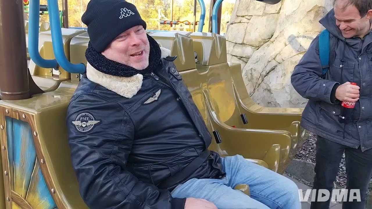 Ray zit vast in de attractie 😱😂Toverland winter feelings🎢🎡🎠♨️☃️❄️🎄🧑‍🎄🎅