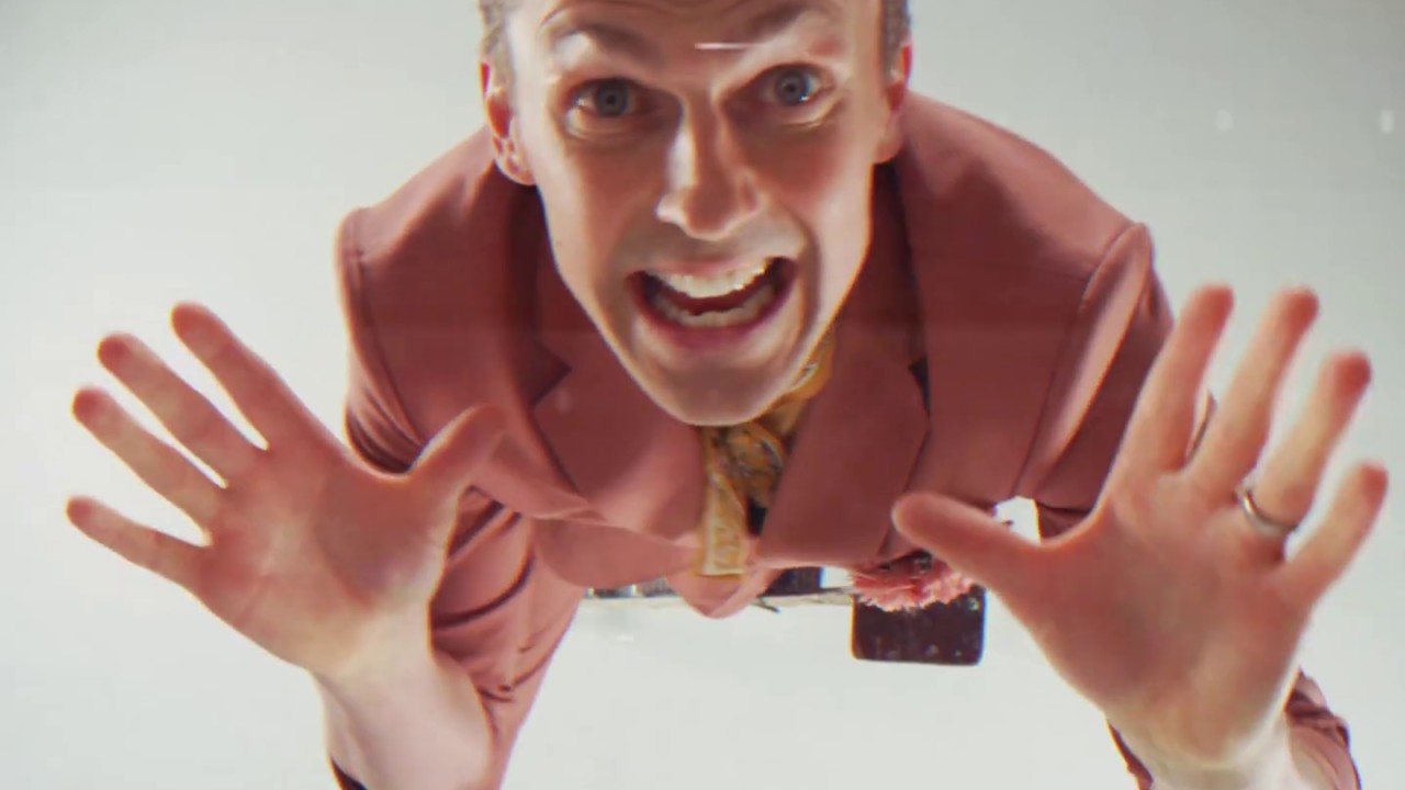 David Lindgren-Spinning Around ( Official Video )
