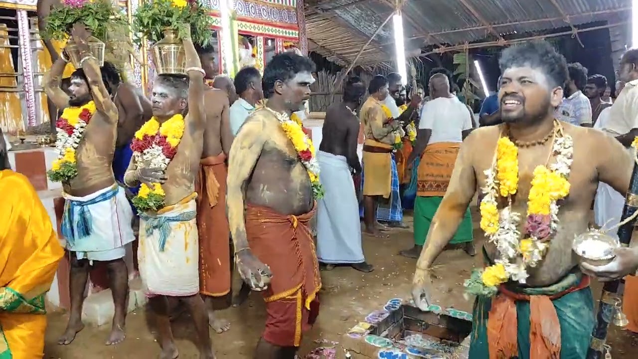கரகம் எடுத்து வருதல் | கோடகநல்லூர் சதி மாடன் கோவில் கொடை #petchi074 #kovilkodai #recommended 