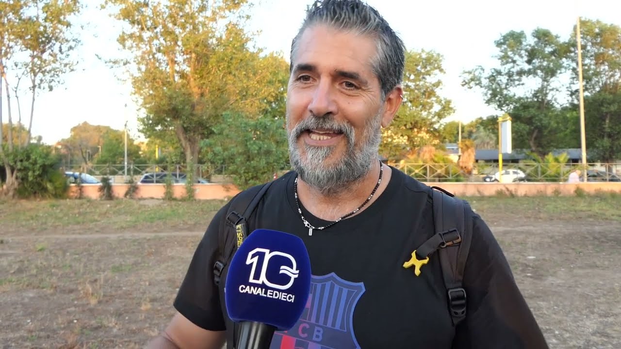 Ostia: flashmob della corrente letteraria del Melinconismo al Parco 25 Novembre - Canale 10