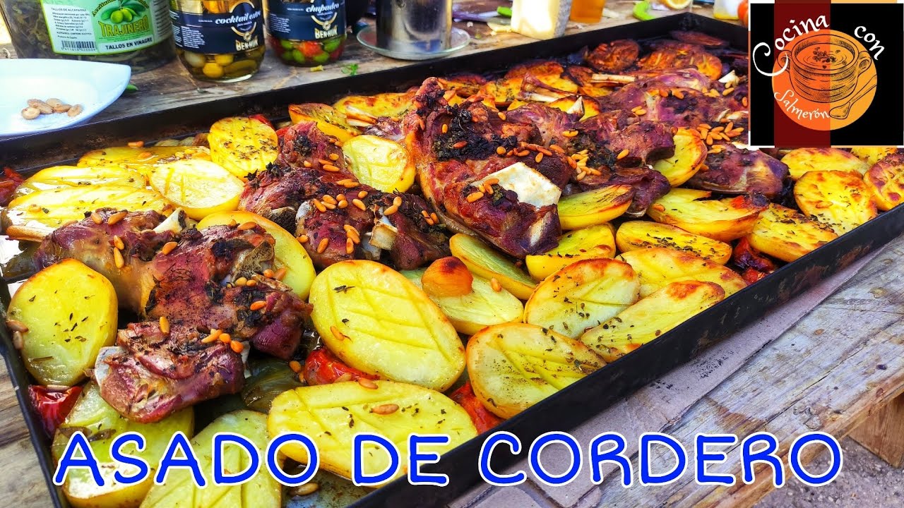 ASADO DE CORDERO AL HORNO DE LEÑA