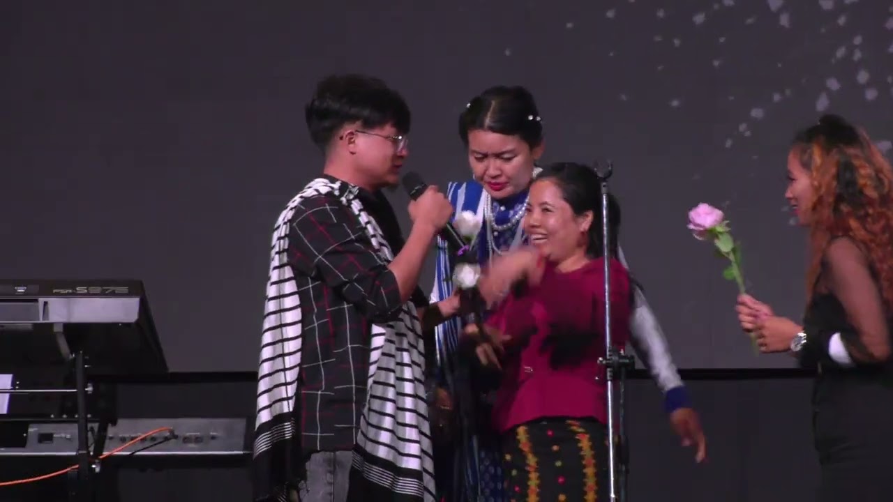 Young Fella - Pasal Ṭha (Hero) & Zan Lalnu (Midnight Queen) at Live Concert in Singapore